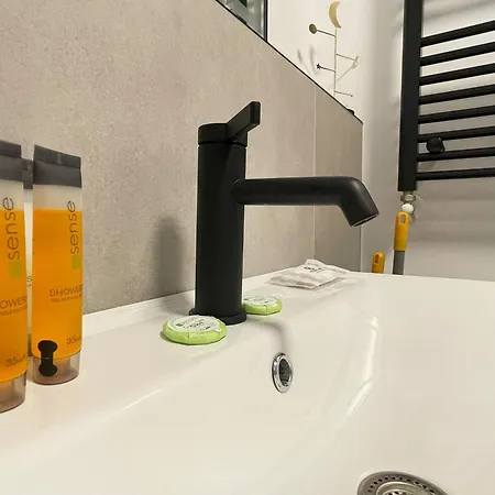 Rosewood Boutique Apartment