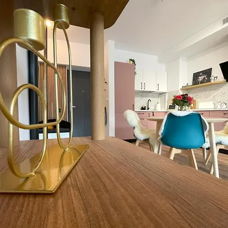 Rosewood Boutique Apartment